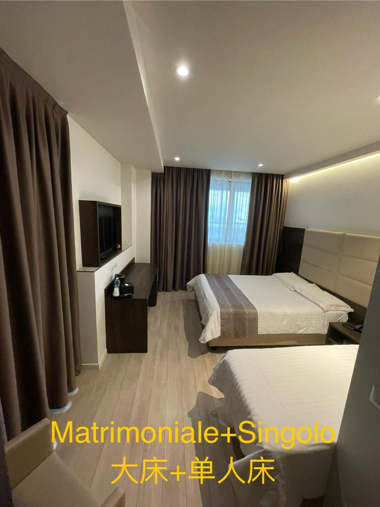 Hotelluxuryprato Hotel 3*