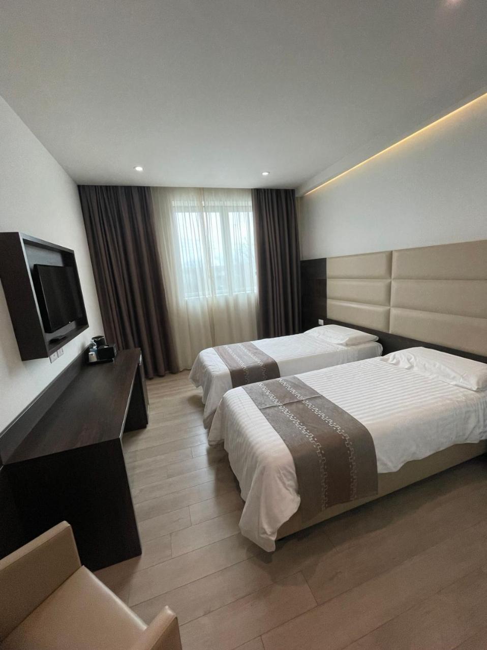 Hotelluxuryprato 3* Prato (Prato)
